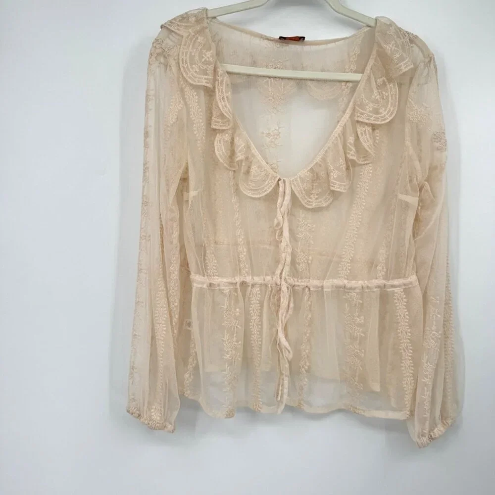 Scully Leather Honey Creek Ivory Embroidered Mesh Tie Front Blouse Woman’s size - Picture 6 of 12